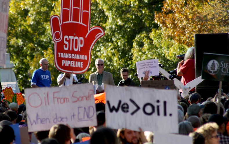 Pipeline Protest by Tarsandsaction