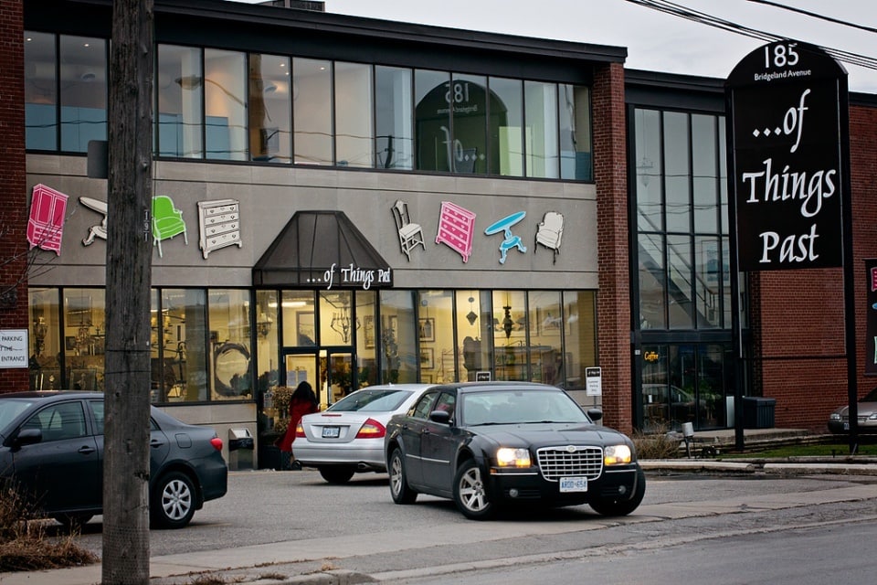 Second Hand Furniture Stores in Toronto: Of Things Past