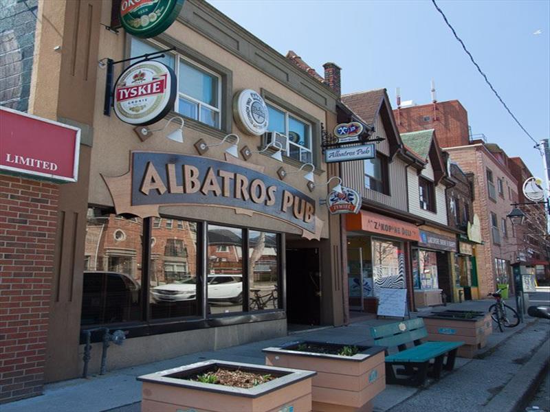 Albatros Pub