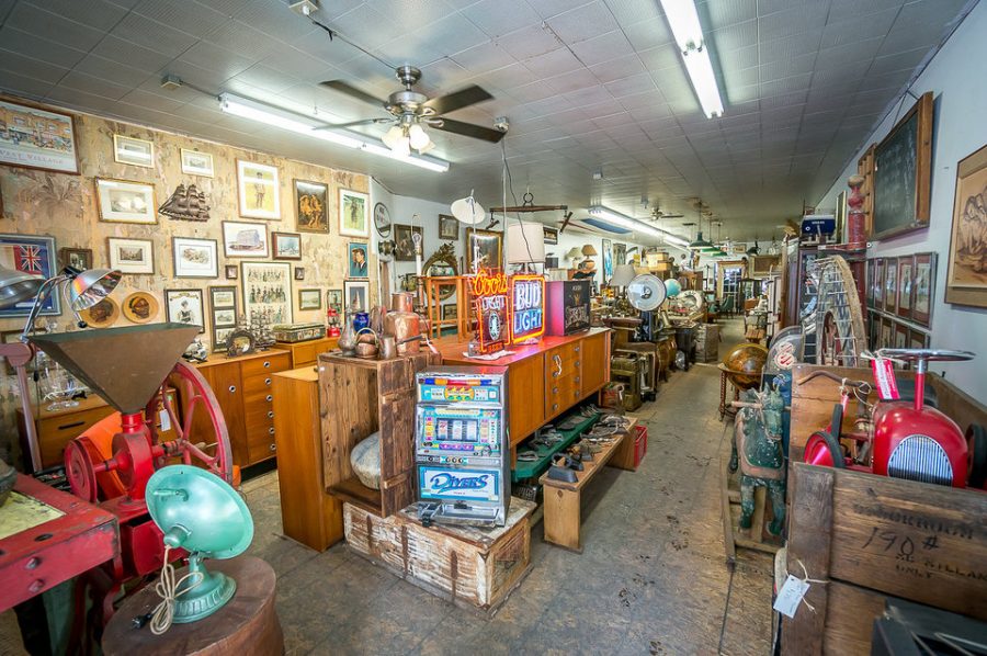 Vintage Furniture Stores in Toronto 1698 Queen Antiques