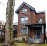 152 Macdonell | Roncesvalles area