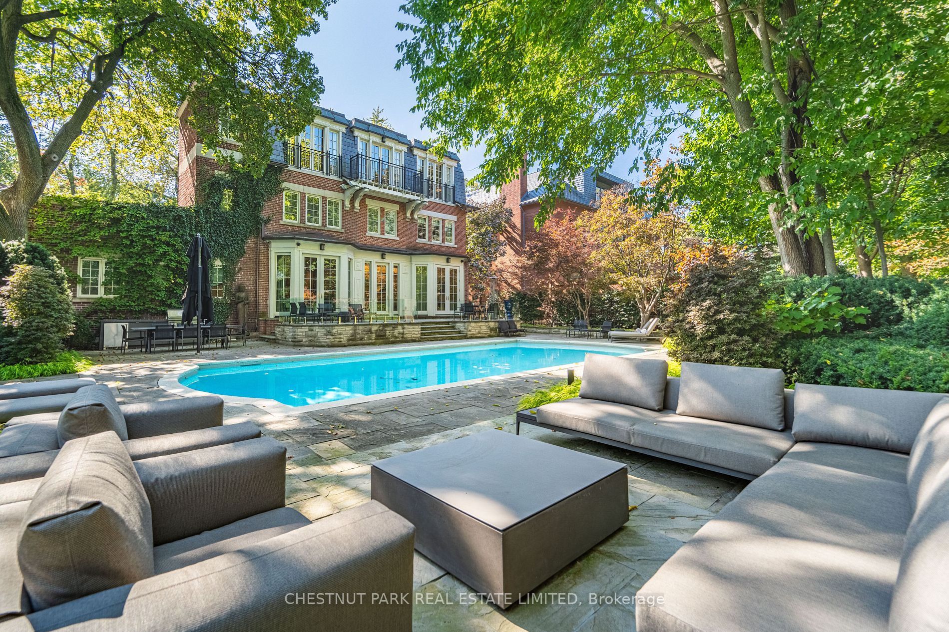 82 Chestnut Park Rd - Toronto C09 - Rosedale-Moore Park