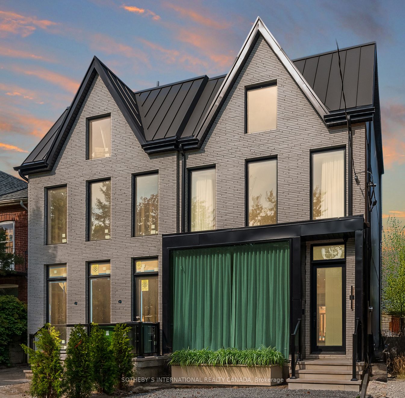 48 Shaftesbury Ave - Toronto C09 - Rosedale-Moore Park