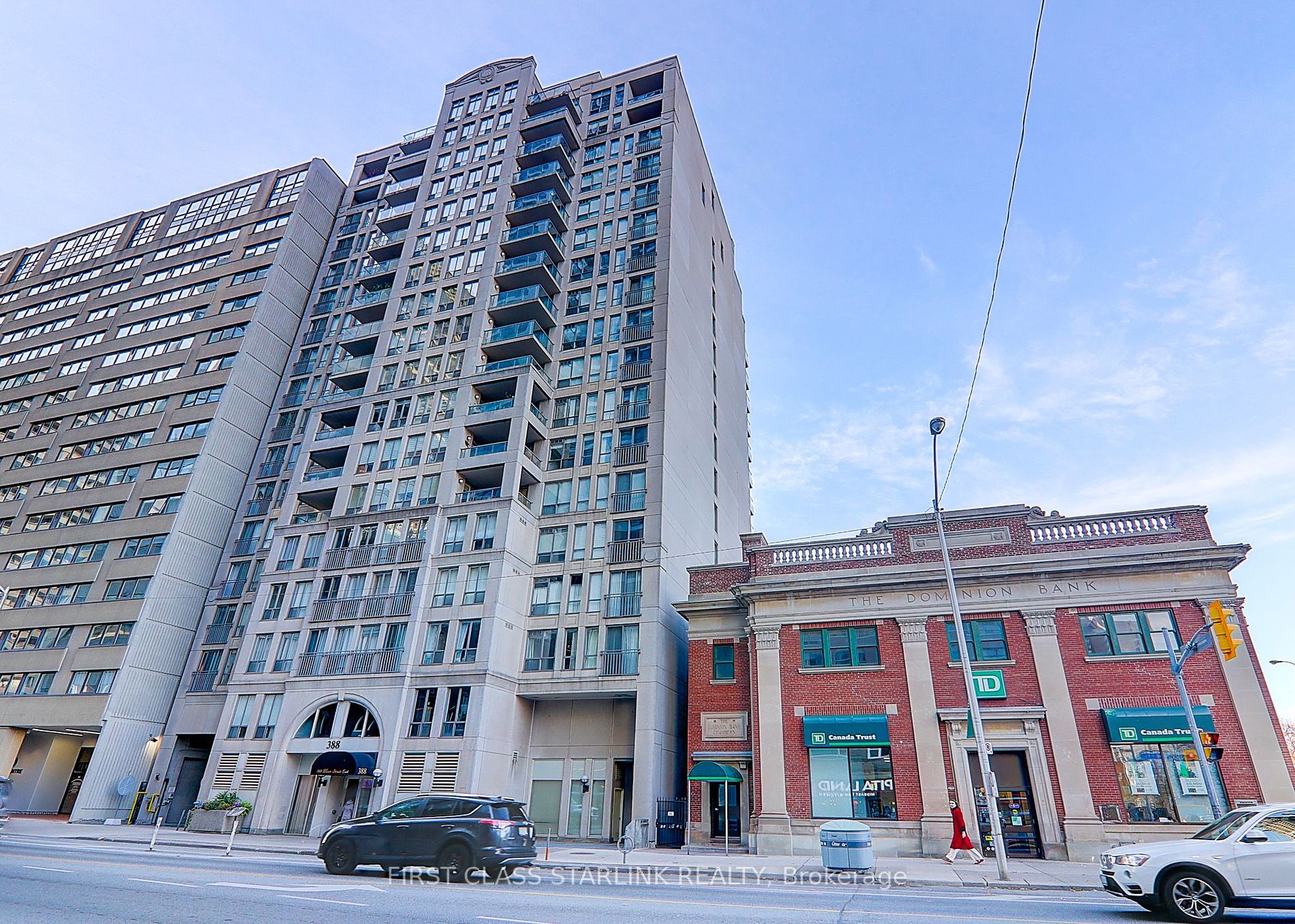 388 Bloor St #302 - Toronto C09 - Rosedale-Moore Park