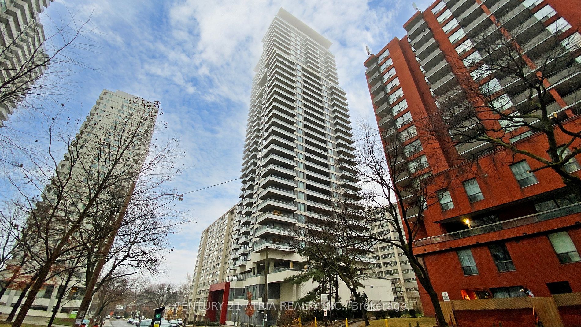 50 Dunfield Ave #816 - Toronto C03 - Yonge-Eglinton