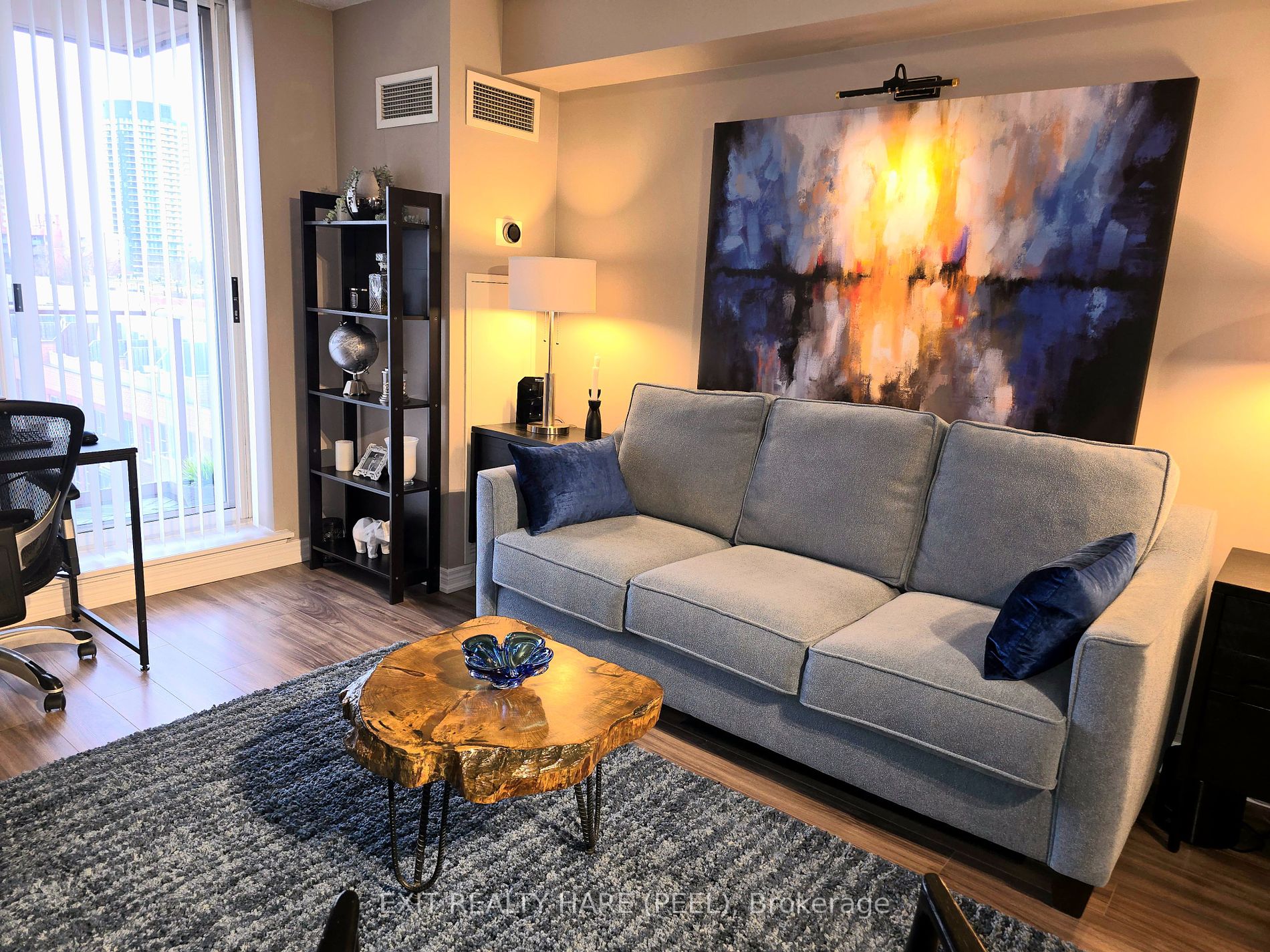 1369 Bloor St #610 - Toronto C01 - Dufferin Grove