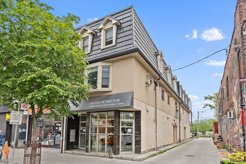 999 Bloor St - Toronto C01 - Dufferin Grove