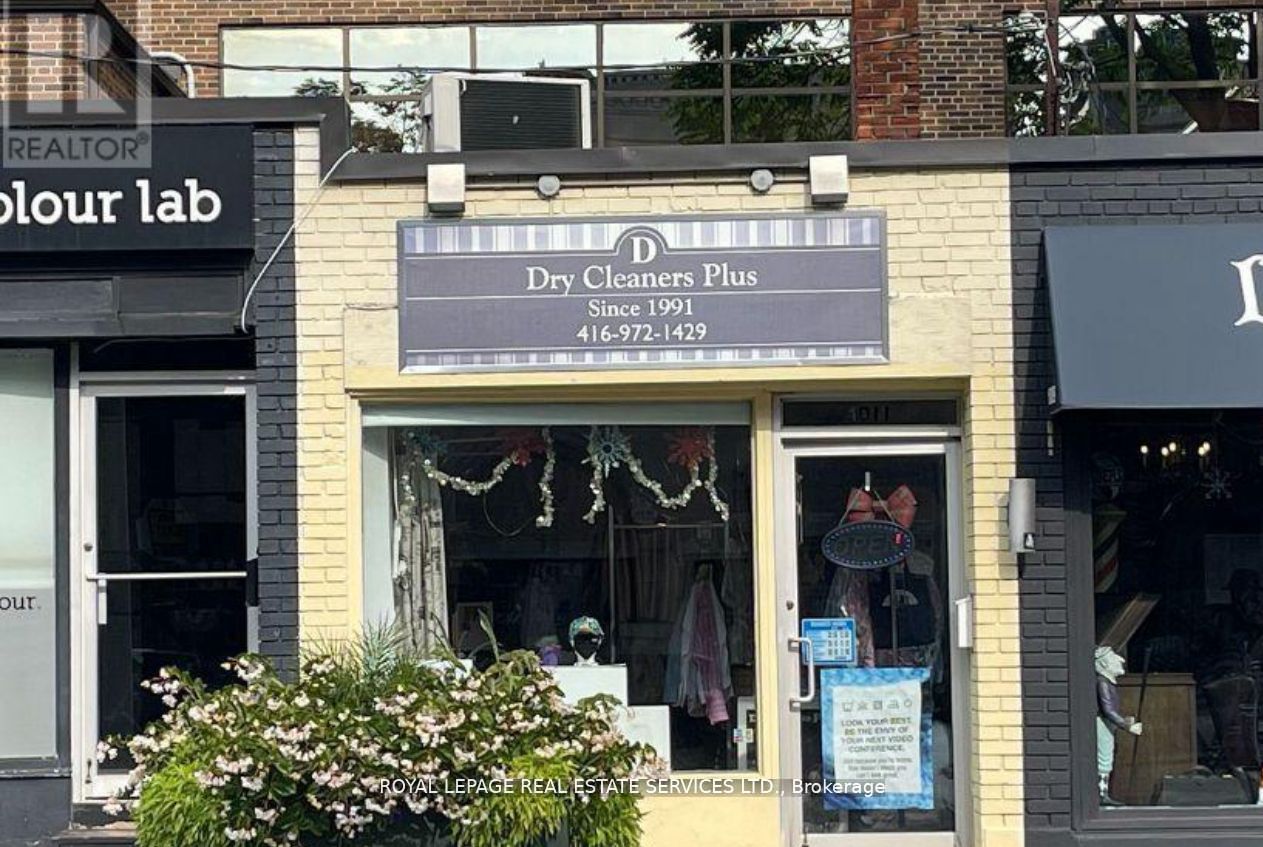 1011 Yonge St - Toronto C09 - Rosedale-Moore Park