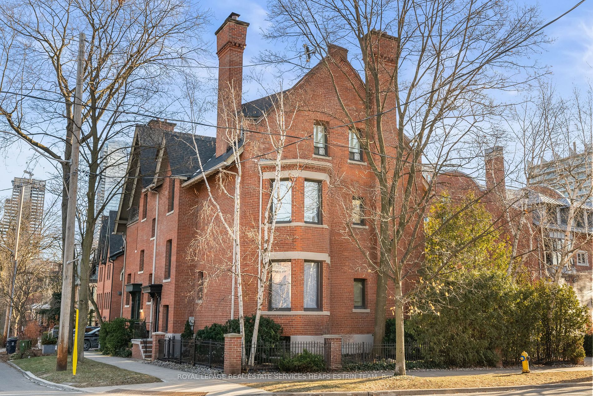65 Elgin Ave - Toronto C02 - Annex