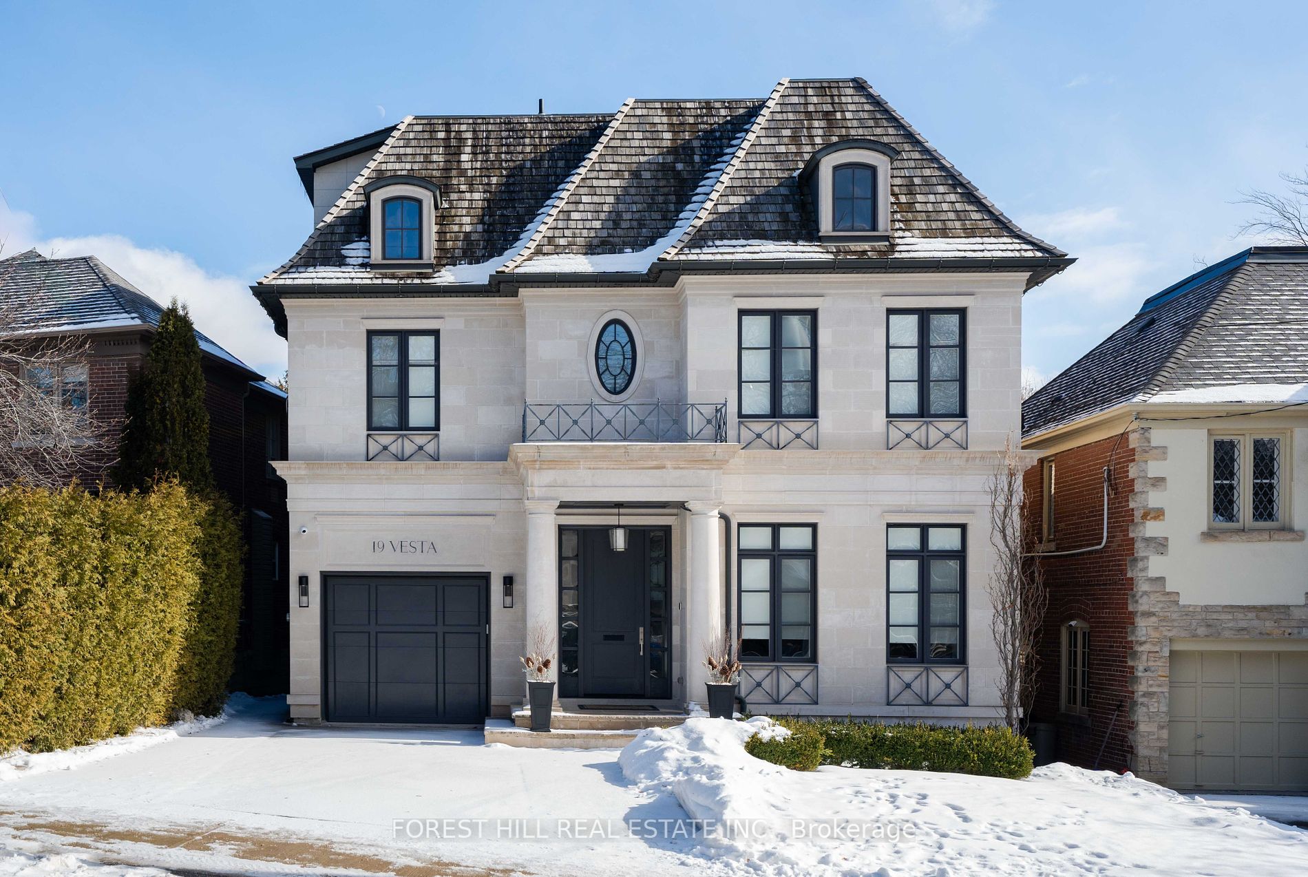 19 Vesta Dr - Toronto C03 - Forest Hill South