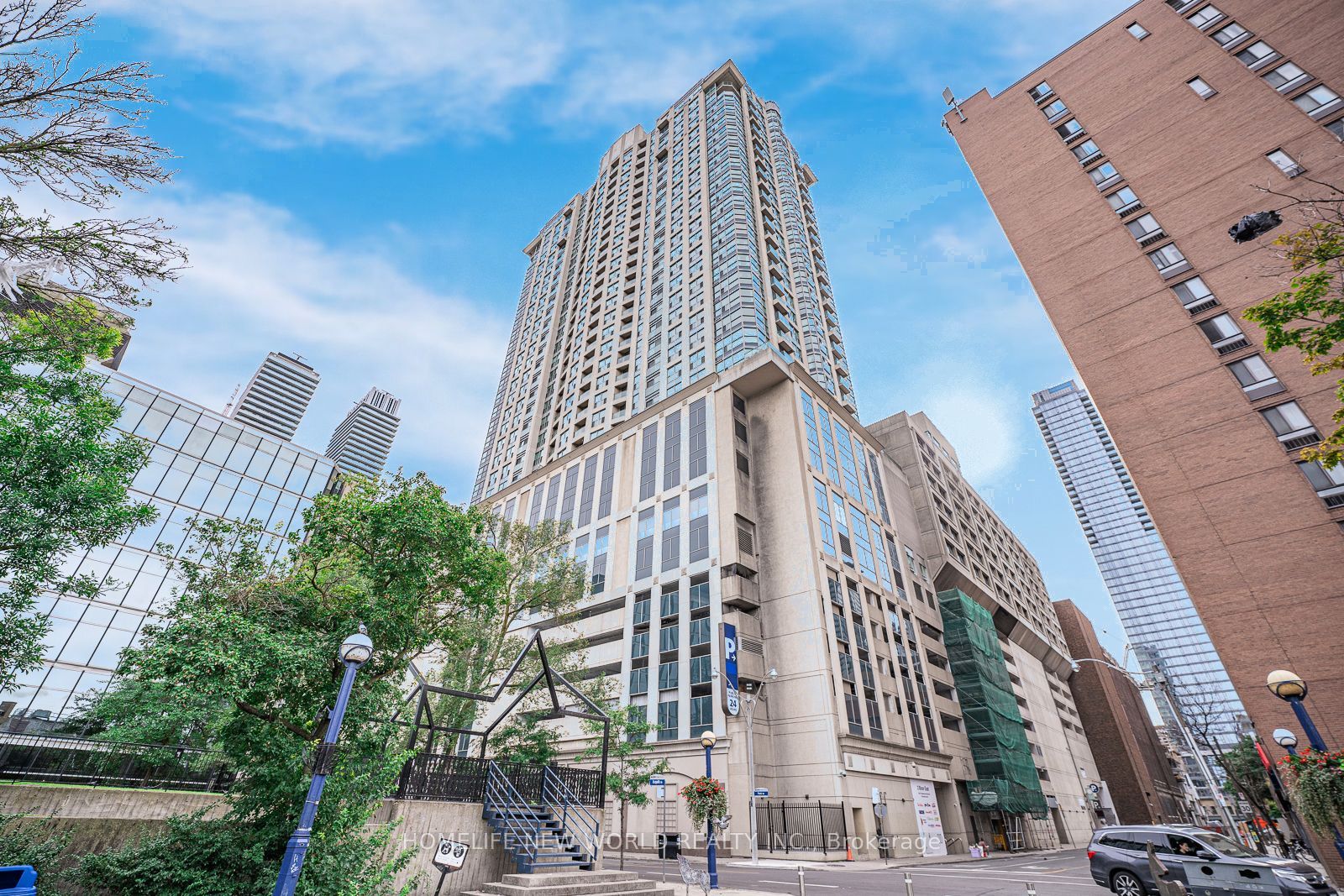 8 Park Rd #1716 - Toronto C09 - Rosedale-Moore Park