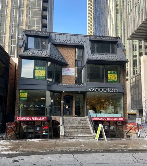 12 Cumberland St #B1 - Toronto C02 - Annex