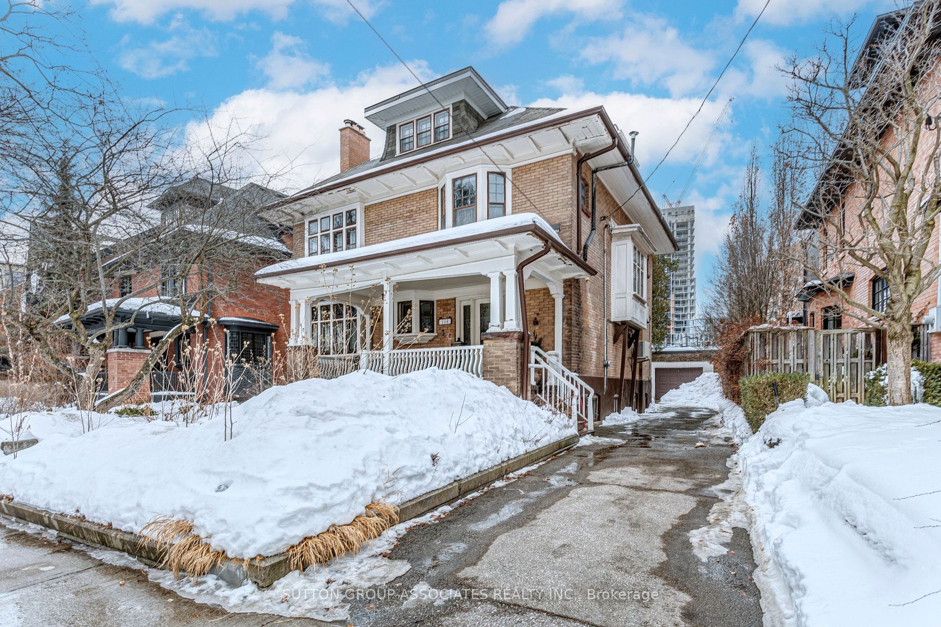 110 Cluny Dr - Toronto C09 - Rosedale-Moore Park