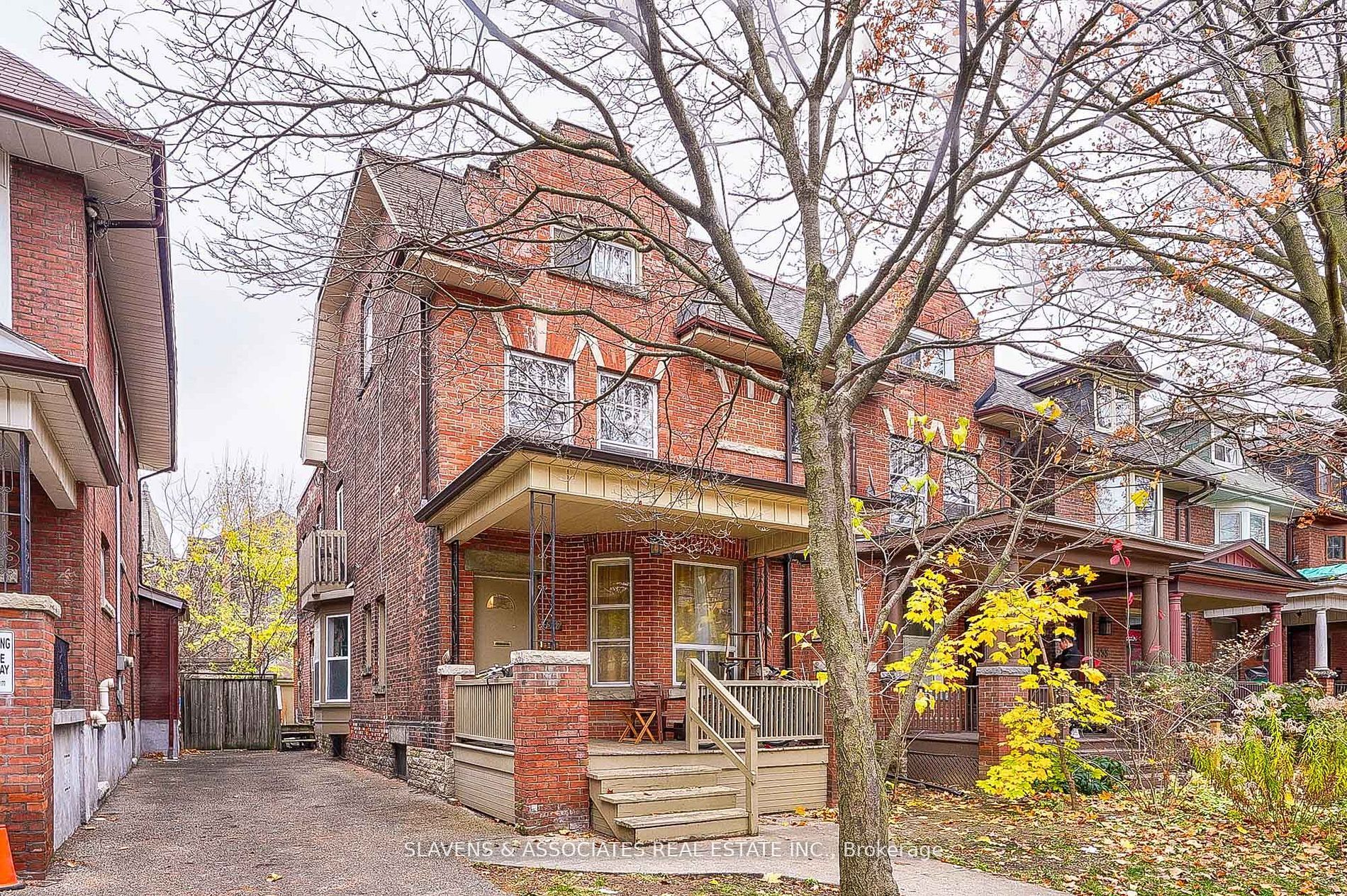 557 Markham St - Toronto C01 - Palmerston-Little Italy
