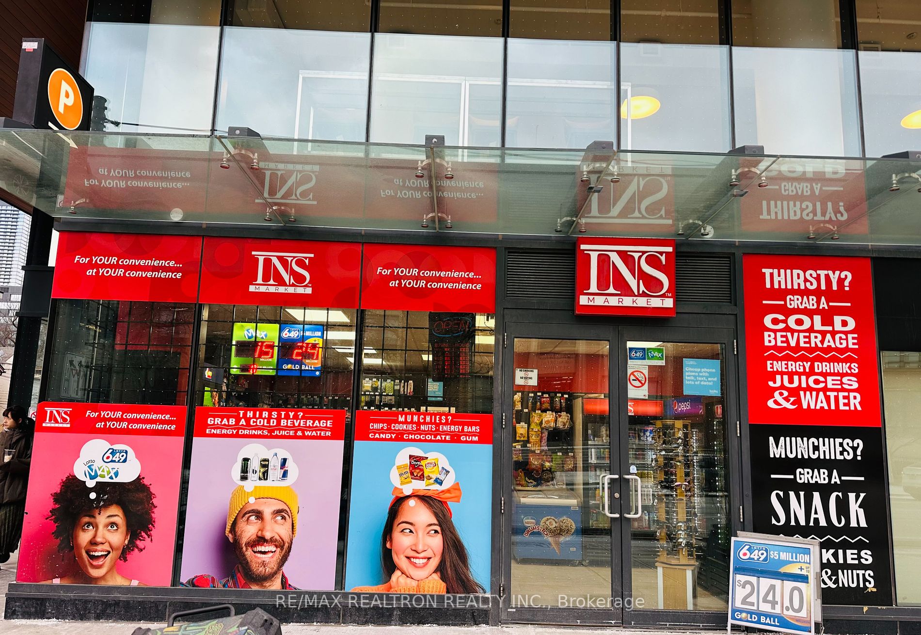 205 College St #101 - Toronto C01 - Kensington-Chinatown