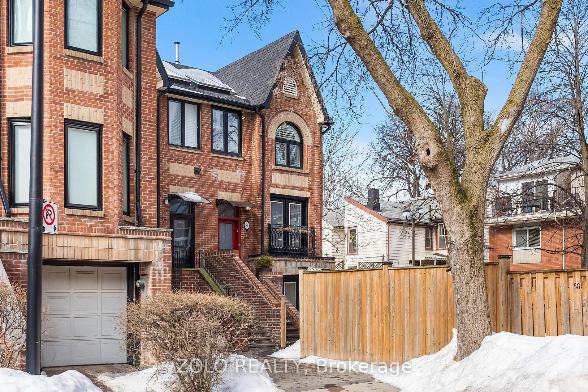 58 Soho Sq - Toronto C01 - Kensington-Chinatown