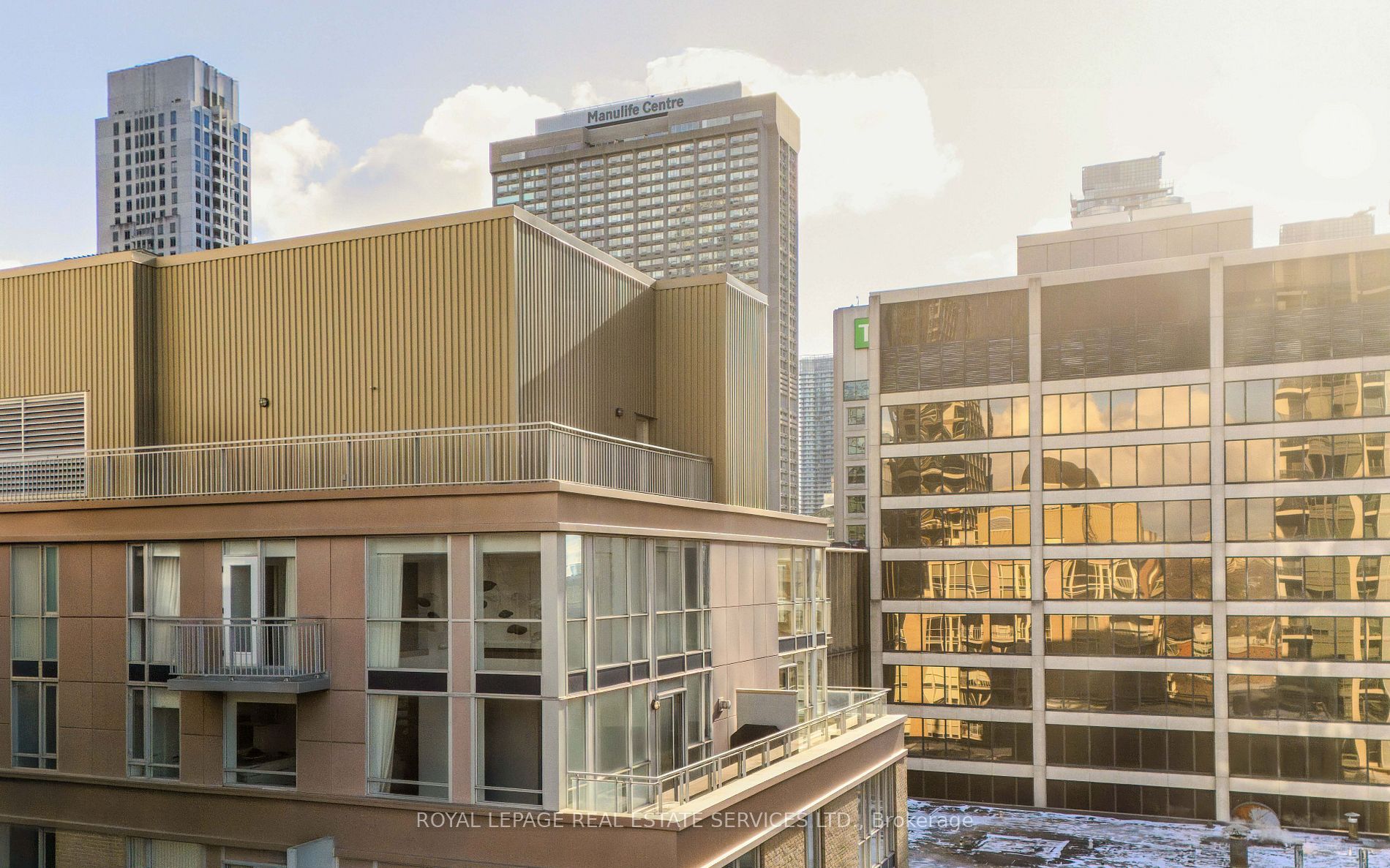 80 Cumberland St #PH1903 - Toronto C02 - Annex