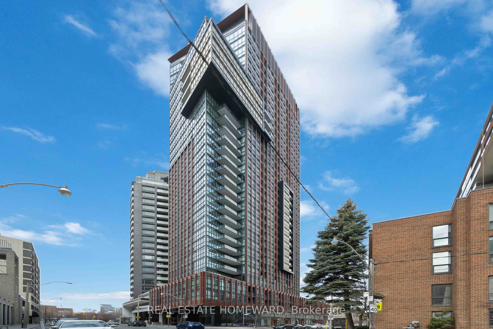 32 Davenport Rd #1401 - Toronto C02 - Annex