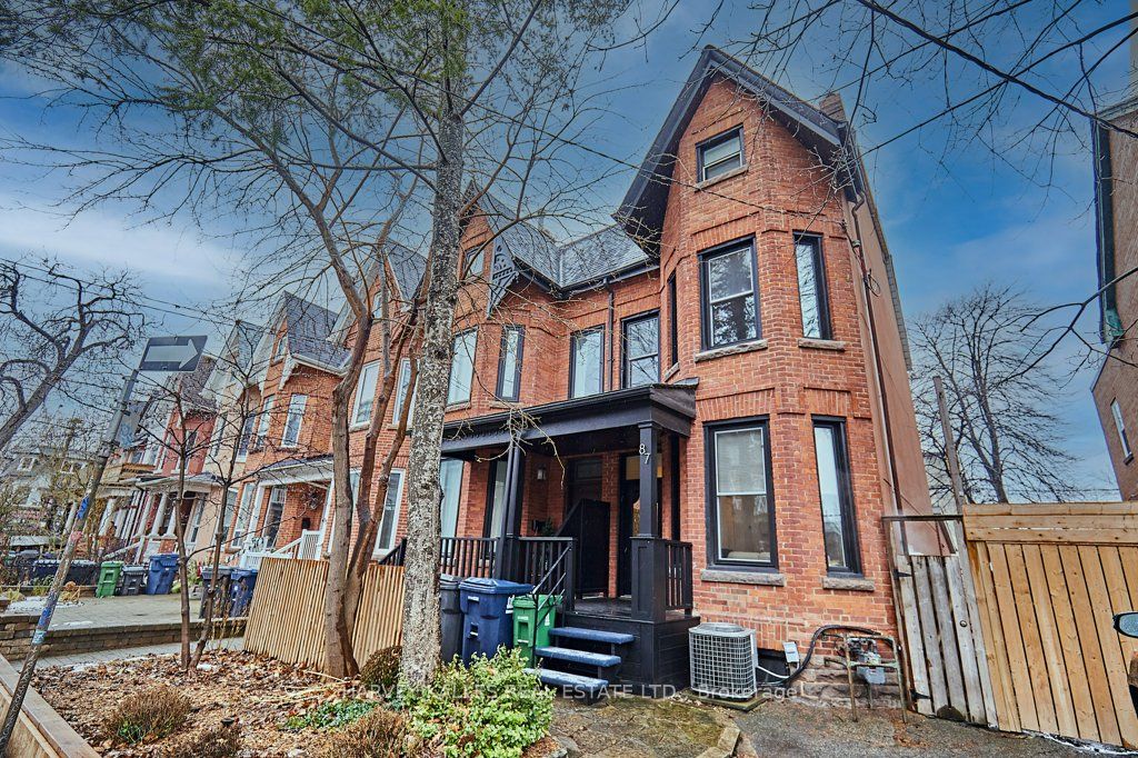 87 Oxford St - Toronto C01 - Kensington-Chinatown