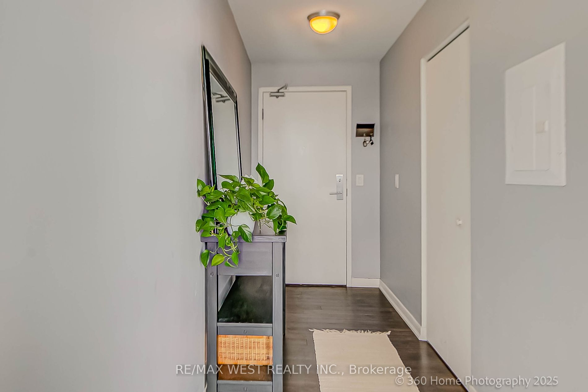51 East Liberty St #1512 - Toronto C01 - Niagara