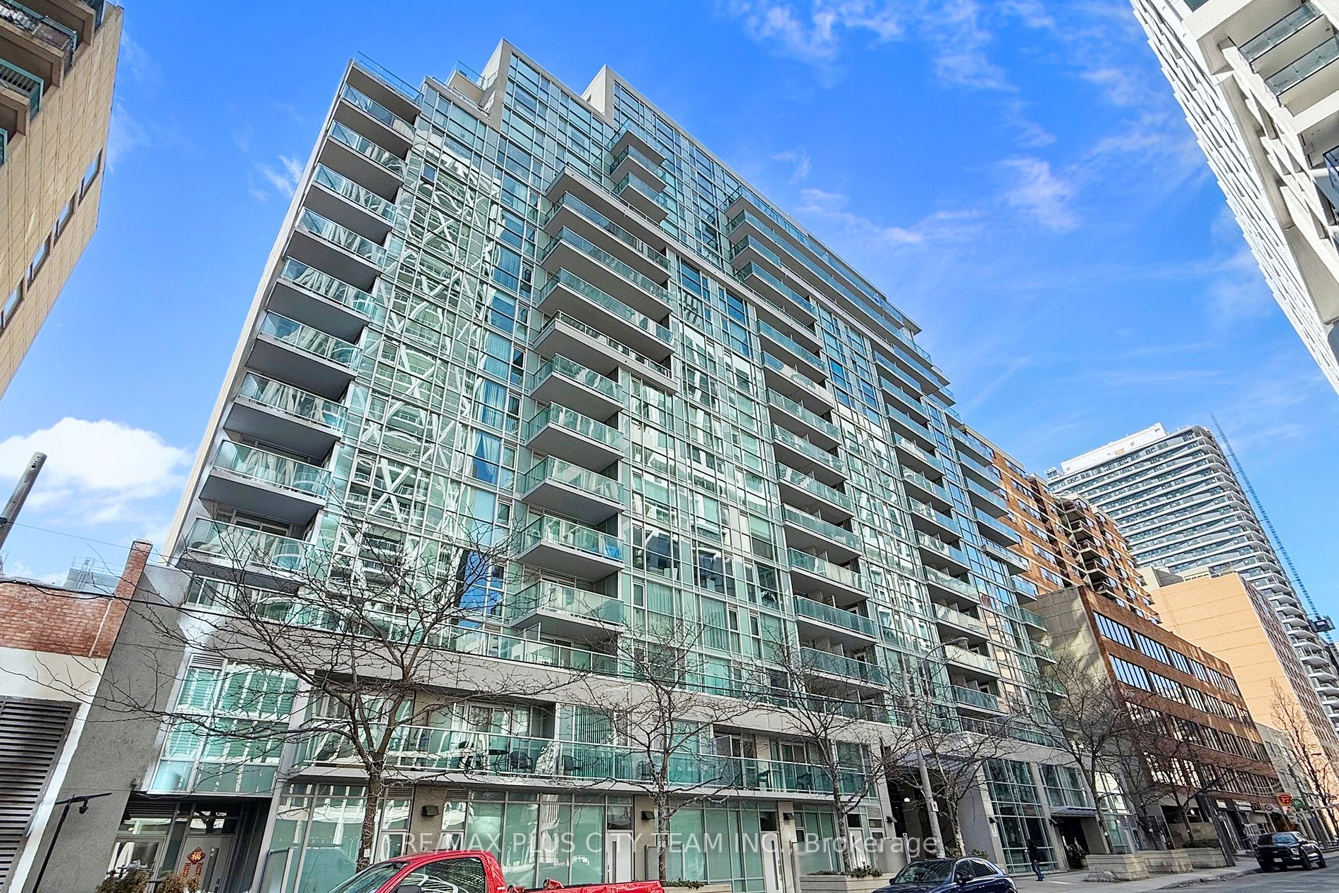 96 St Patrick St #1412 - Toronto C01 - Kensington-Chinatown