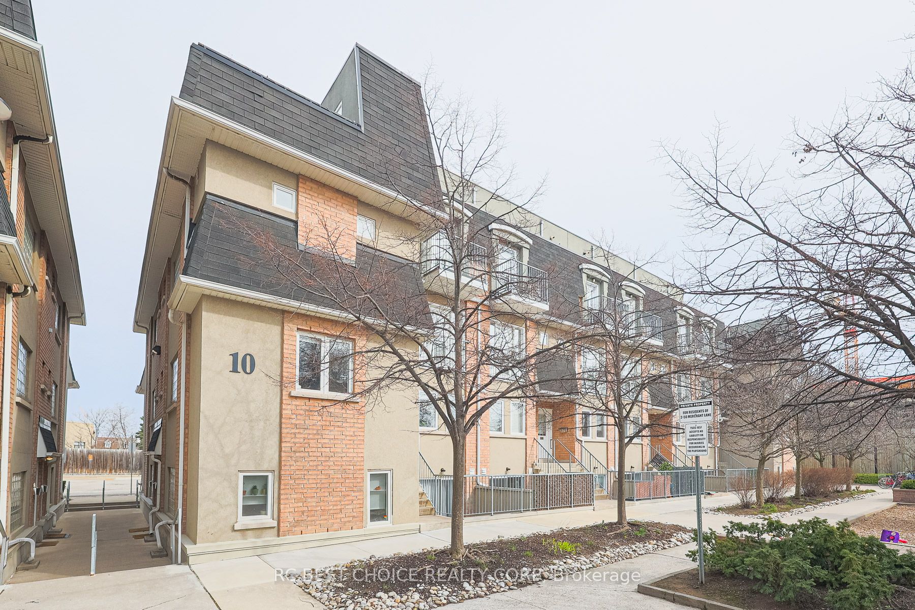 10 Merchant Lane #233 - Toronto C01 - Dufferin Grove