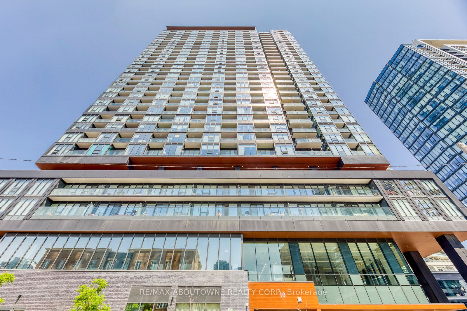 19 Western Battery Rd #1917 - Toronto C01 - Niagara