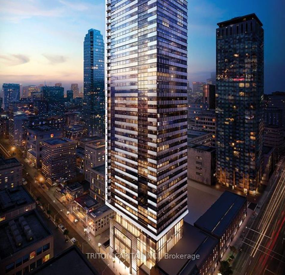 8 Cumberland St #3905 - Toronto C02 - Annex