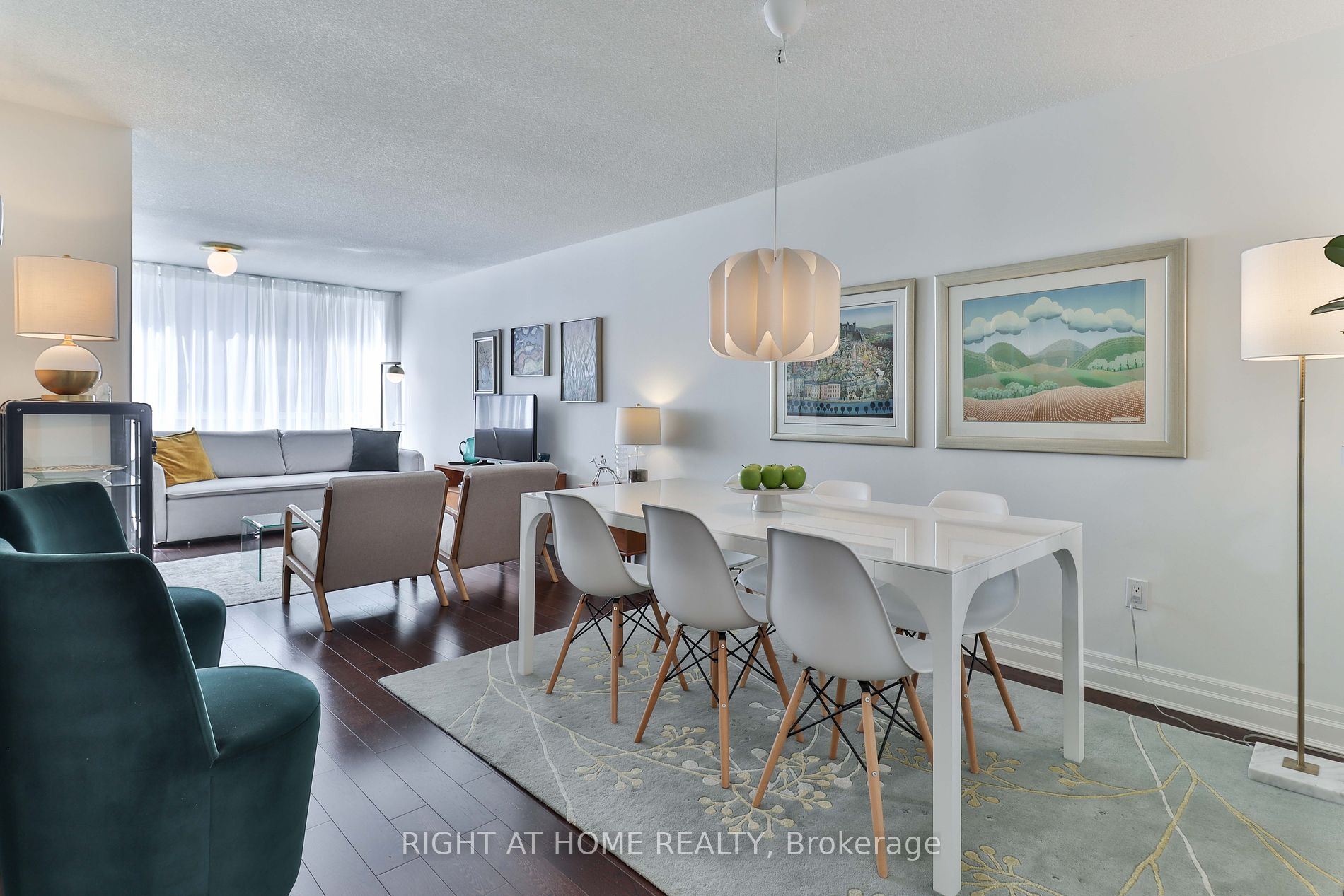 225 Davenport Rd #402 - Toronto C02 - Annex
