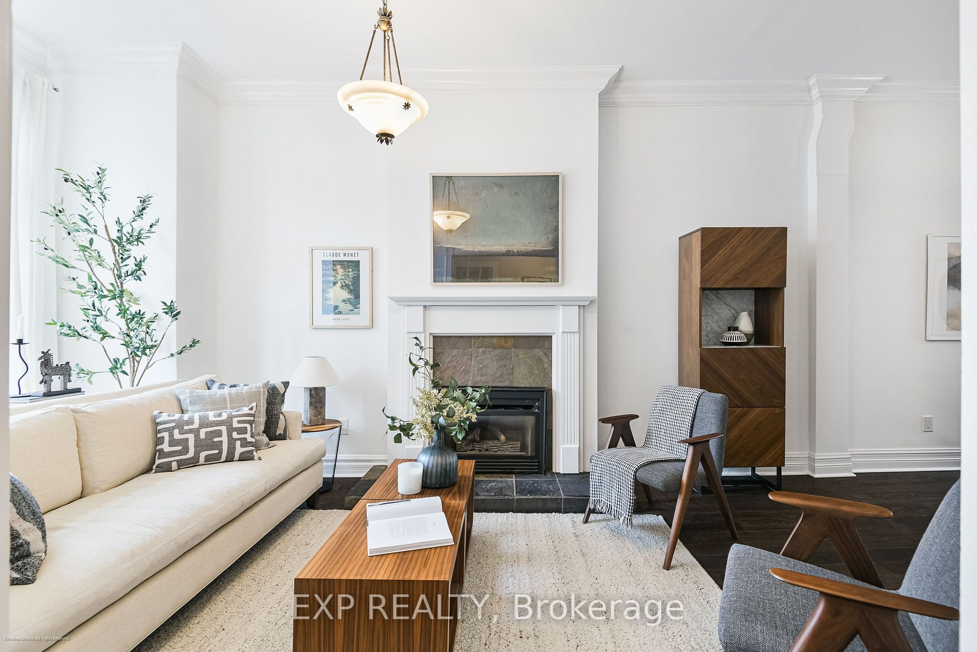 652 Ossington Ave - Toronto C01 - Palmerston-Little Italy