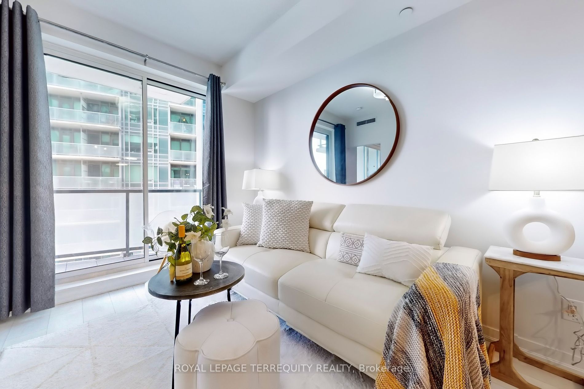 51 East Liberty St #901 - Toronto C01 - Niagara