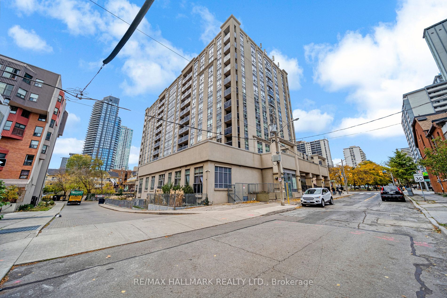 225 Wellesley St #1002 - Toronto C08 - Cabbagetown-South St. James Town
