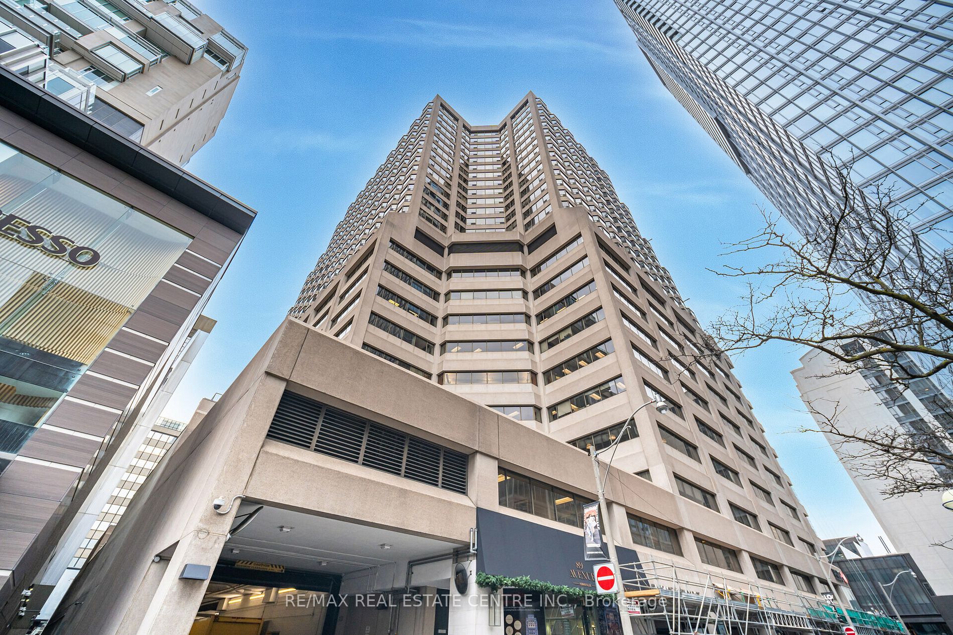 175 Cumberland St #2201 - Toronto C02 - Annex