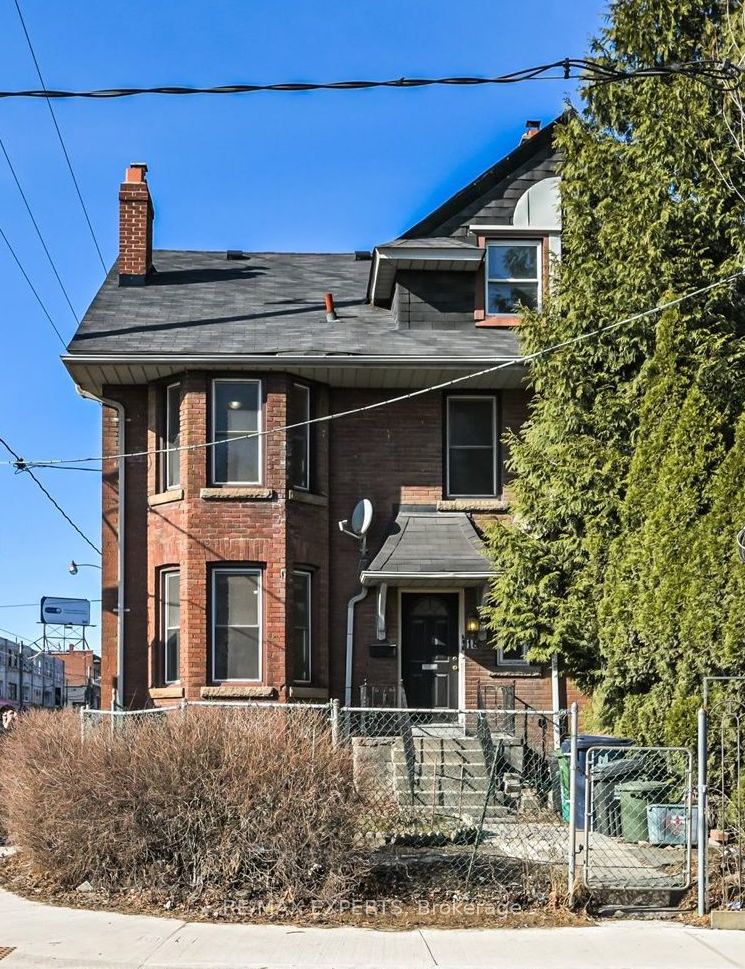 18 Barton Ave - Toronto C02 - Annex