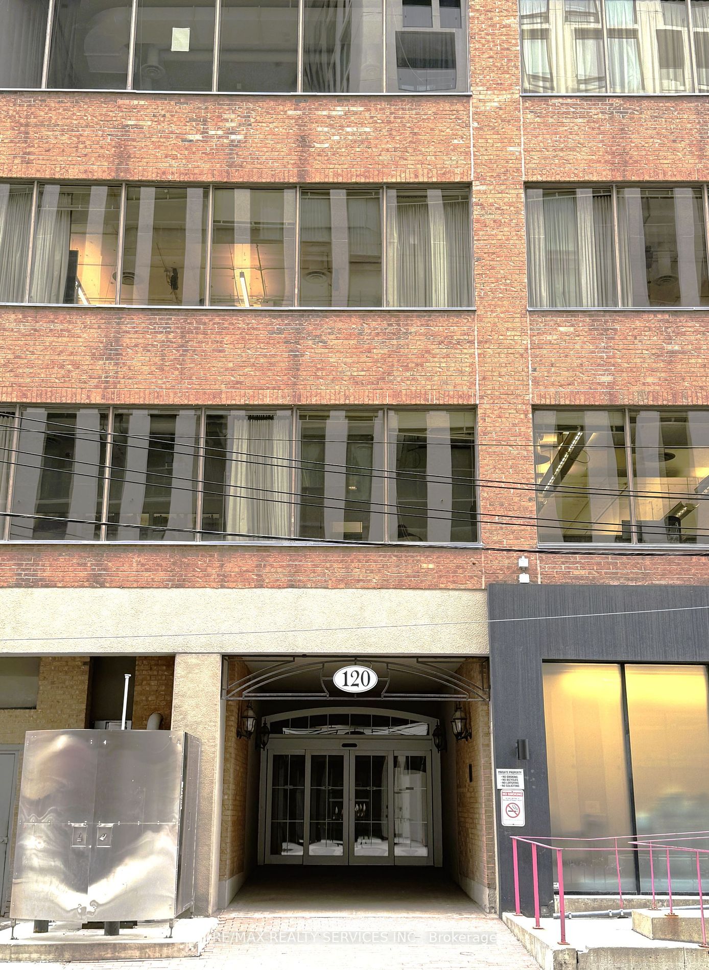 120 St Patrick St ##1406 - Toronto C01 - Kensington-Chinatown