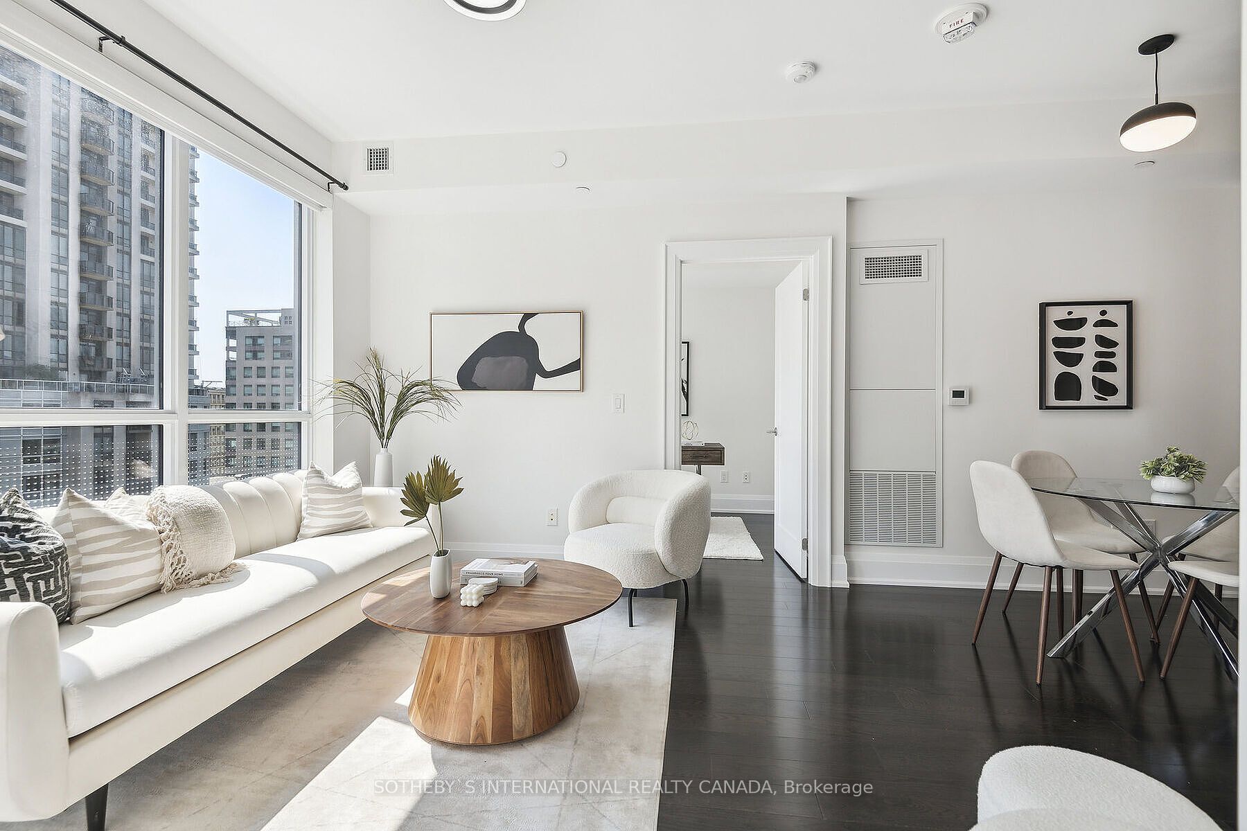 88 Cumberland St #1201 - Toronto C02 - Annex