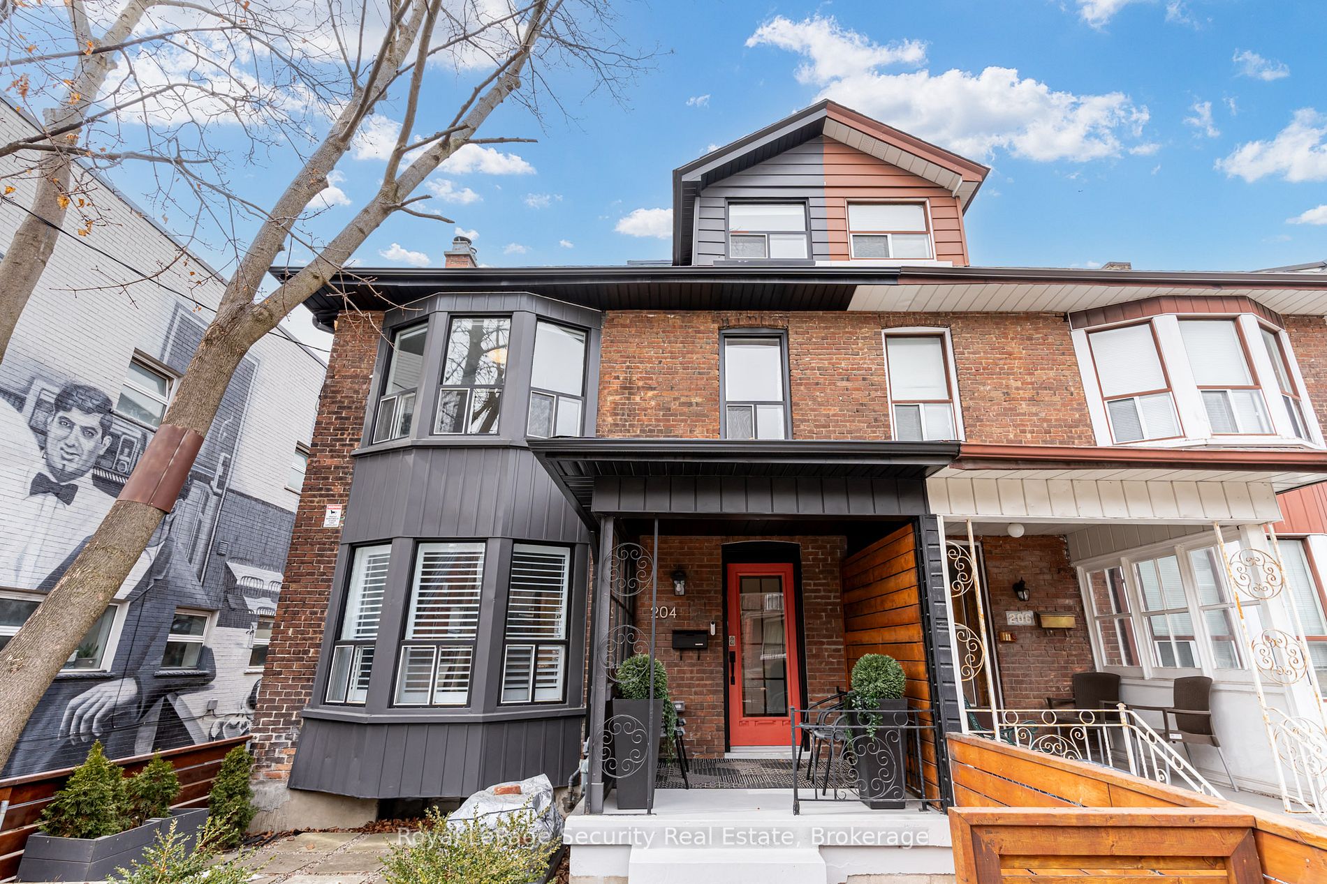 204 Montrose Ave - Toronto C01 - Palmerston-Little Italy