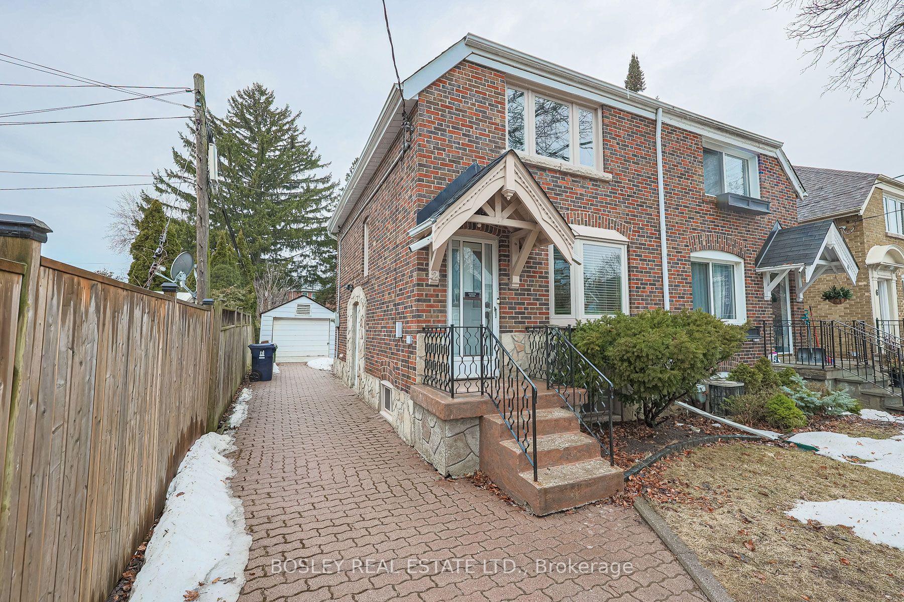 2 Glenbrae Ave - Toronto C11 - Leaside
