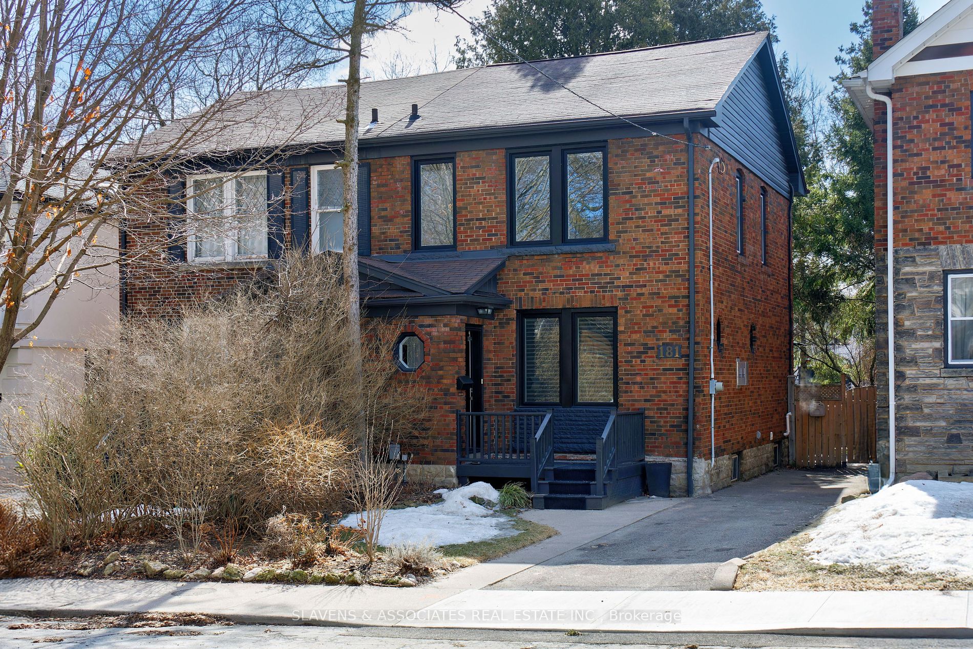 181 Castlefield Ave - Toronto C03 - Yonge-Eglinton