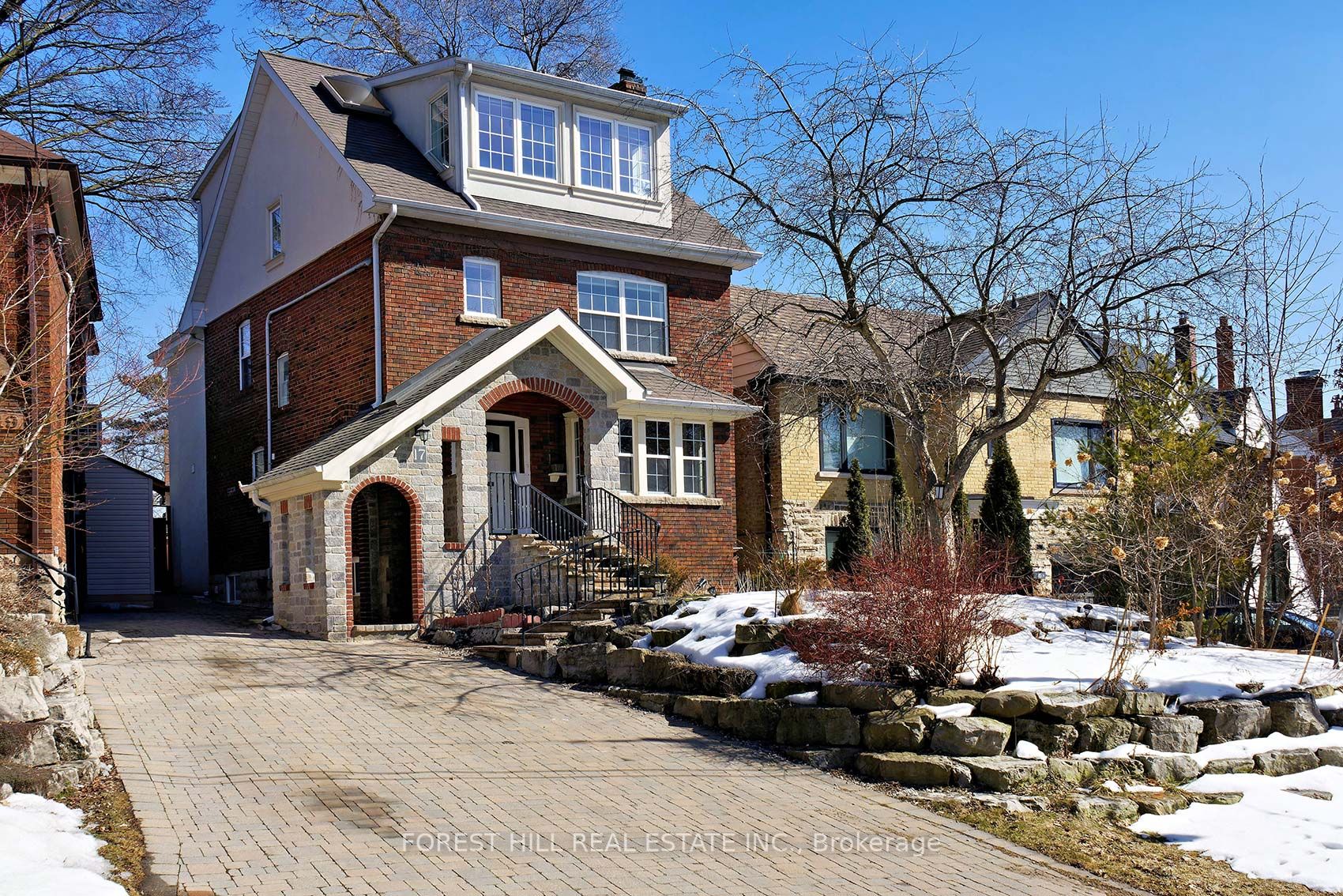 17 Duncannon Dr - Toronto C03 - Forest Hill South