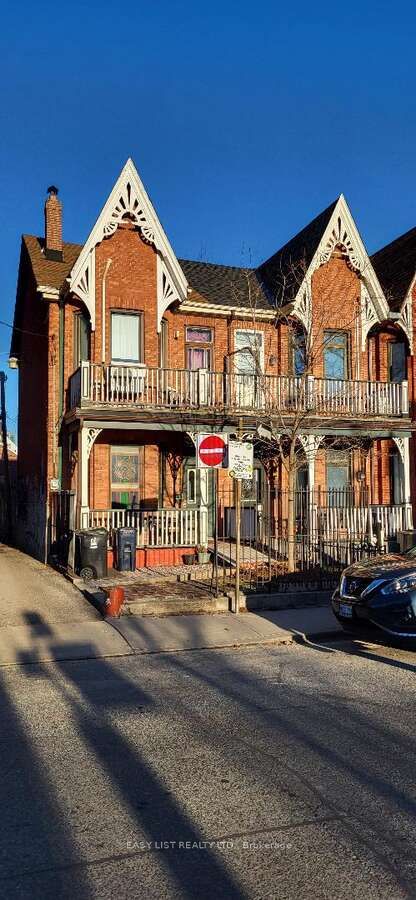 33 Clinton St - Toronto C01 - Palmerston-Little Italy