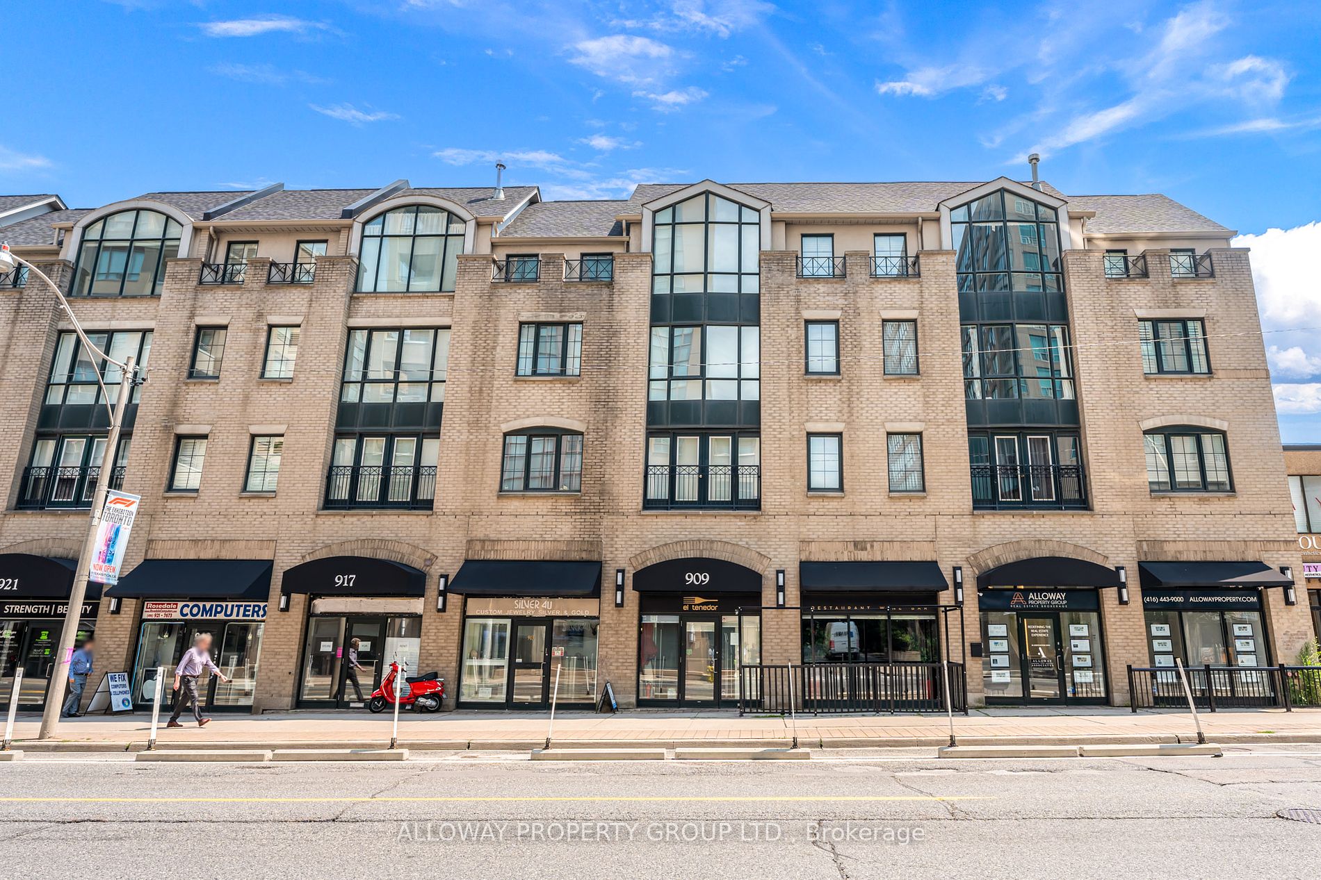 909 Yonge St #27,28 - Toronto C09 - Rosedale-Moore Park