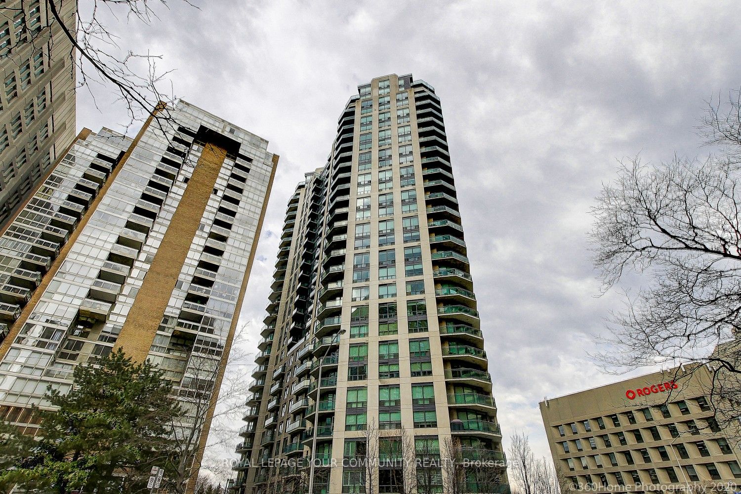 300 Bloor St #611 - Toronto C09 - Rosedale-Moore Park