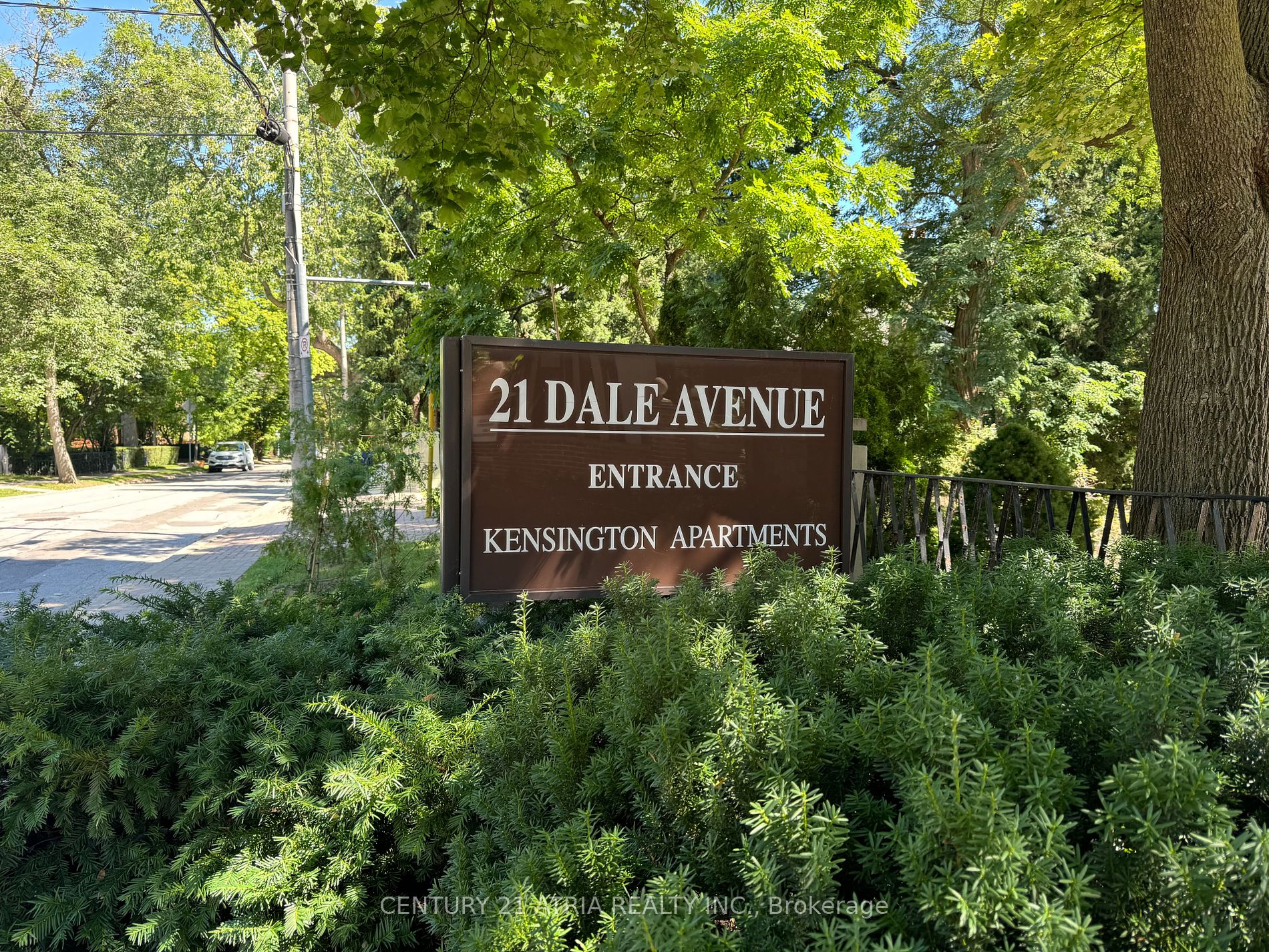 21 Dale Ave #534 - Toronto C09 - Rosedale-Moore Park