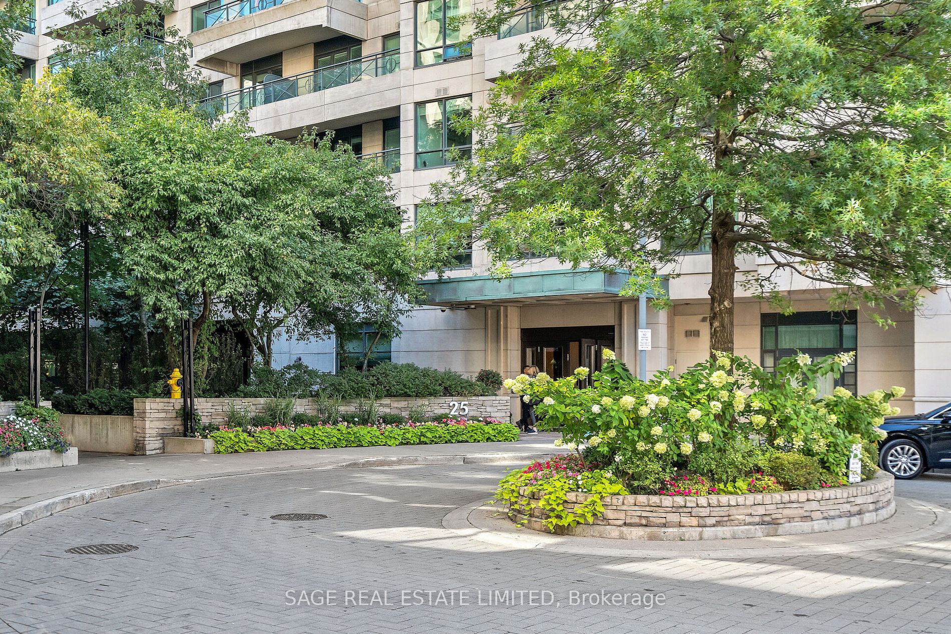 25 Scrivener Sq #806 - Toronto C09 - Rosedale-Moore Park