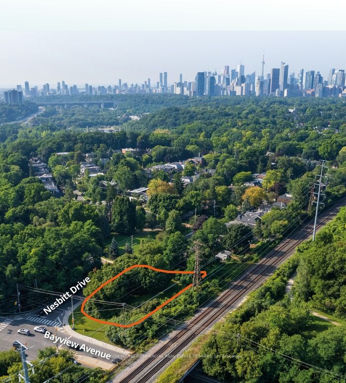 N/A Bayview Ave & Nesbitt Dr Ave - Toronto C11 - Leaside