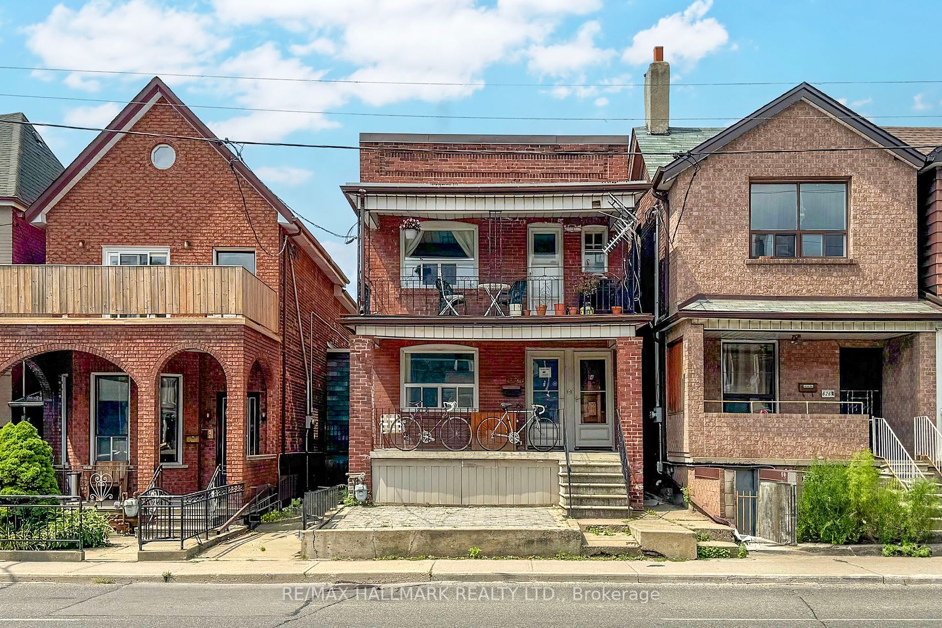 624 Ossington Ave - Toronto C01 - Palmerston-Little Italy