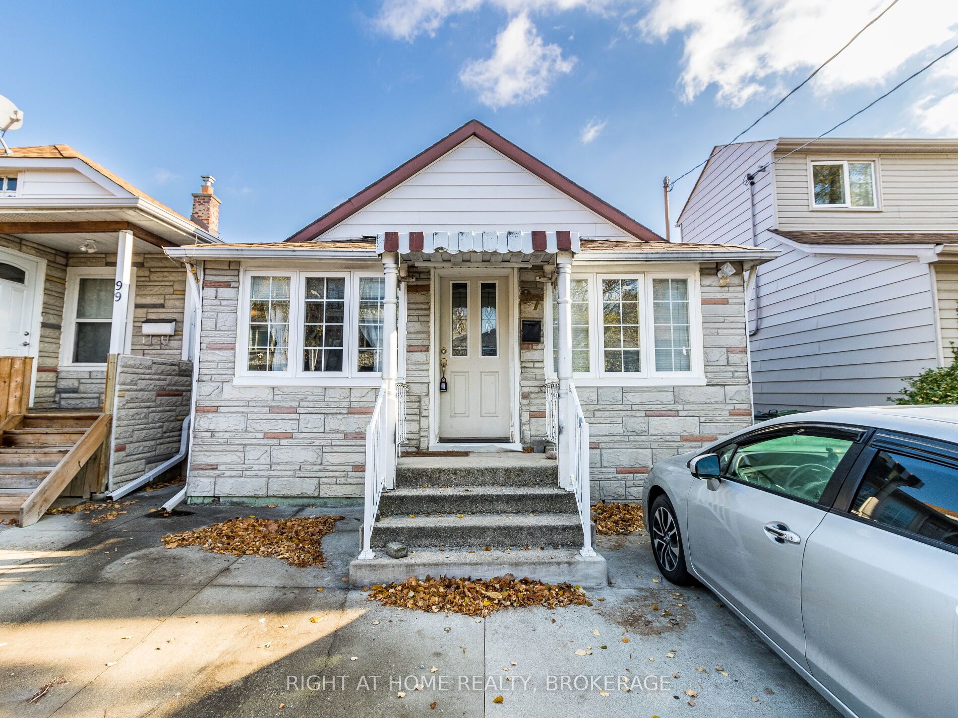 97 29th St - Toronto W06 - Long Branch