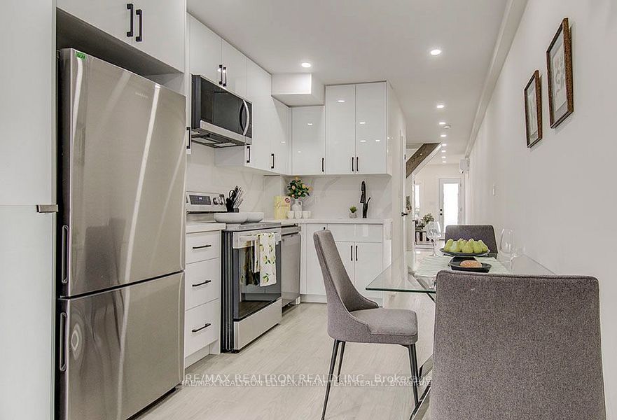 139A Lappin Ave - Toronto W02 - Dovercourt-Wallace Emerson-Junction