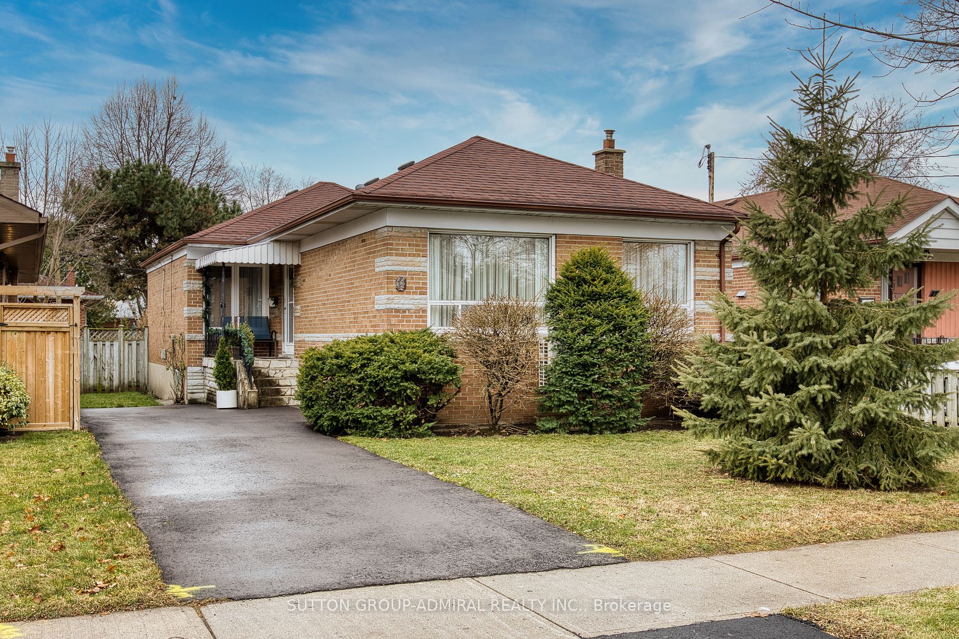 11 Velma Dr - Toronto W07 - Stonegate-Queensway